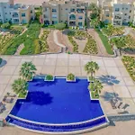 Gouna Retreat 2Br Apt Waterside Hot Tub & Pool
