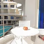 Daily Rent Studio Pool View