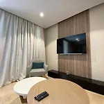 2 Bedrooms Plus Nanny Room In Mangroovy