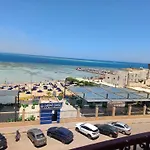 شقة فندقية على البحر 3