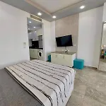 Cozy Apartment In Andalusia With Free Beach