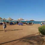 Turtles Beach Resort Hourghada Studio View Sea View Pool Private Beach Jacuzzi Pools Air-Conditioned Restaurant On The Beach Jacuzzi Security And A Large Sunny Balcony