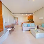 Nayah Stays, Ancient Sands Luxurious Pool Terrace Apartment