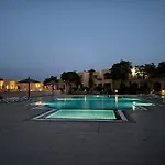 Central Hurghada With Private Beach & Resort Pools
