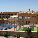 Seaview Studio Hurghada With Beach And Pool Access