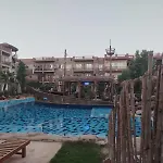 Sky View Jungle Resort