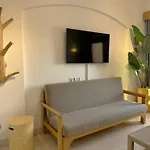 Artsy 1 Bedroom Apt/ Free Pool & Lagoon Access @Elgouna