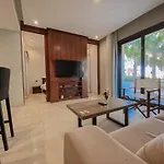 Modern 1 Bedroom Apartment In Ancient Sands