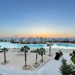 Lofty & Lavish 3 Bdr Swan Lake El Gouna