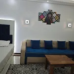Cecelia Resort, Apartment With Free Private Beach