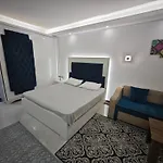 Cecelia Resort, Apartment With Free Private Beach
