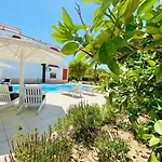 Studio For Daily Rent