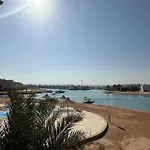 The Charming Beachfront Retreat In Fanadir