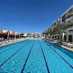 Fanadir Bay Resort