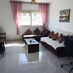 Cozy 1 Bedroom Seaview Escape