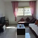 Cozy 1 Bedroom Seaview Escape