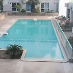 Cozy 1 Bedroom Seaview Escape