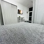 Falcon Loft Studio Sheraton Road