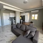 Seaside Serenity Apartment