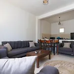 Stylish Flat With Terrace
