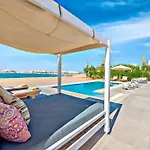 Luxury Villa In Gouna