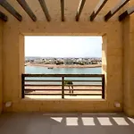Exclusive Villa: Prime Locale