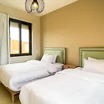 Ollystays Tawila 3Br Townhouse Shared Pool