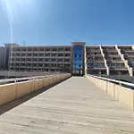 Studio For Rent In The View 607