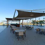 Coral Paradise Beach Front Wifi