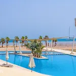 Ollystays Mangroovy Seaview 2Br Beach And Pool Free Access