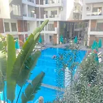 Studio Imperial Resort Pool View