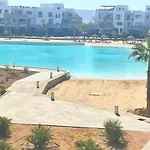 Spacious 2 Bd With Crystal Lagoon Access In Gouna