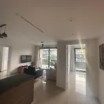 Hotel Apartment 2 Bedrooms G Cribs