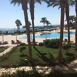Apartment With Sea & Pool View In Esplanada Residence - Families Only