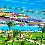 Hawaii Caesar Dreams Resort And Aqua Park - Families And Couples