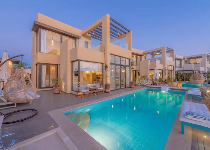 La Casa De Playa Tawila On Island 4Br Private With Heated Pool