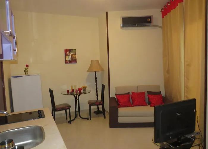 Apartment Dolce Vita Near The Sea Redsealine