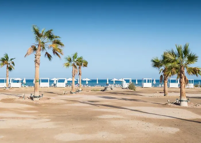 Modern & Mellow 1 Bdr Mangroovy Free Beach & Pool Access