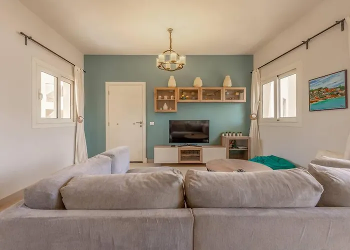 Peaceful 2-Bedroom In Waterside, El Gouna. Pool & Lagoon