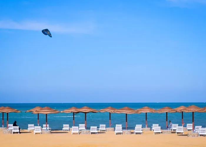 Fanadir Bay