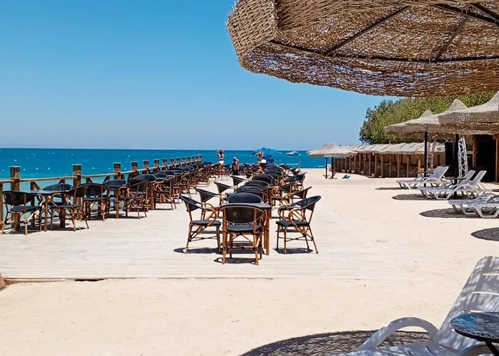 Vision Suites Aarabia