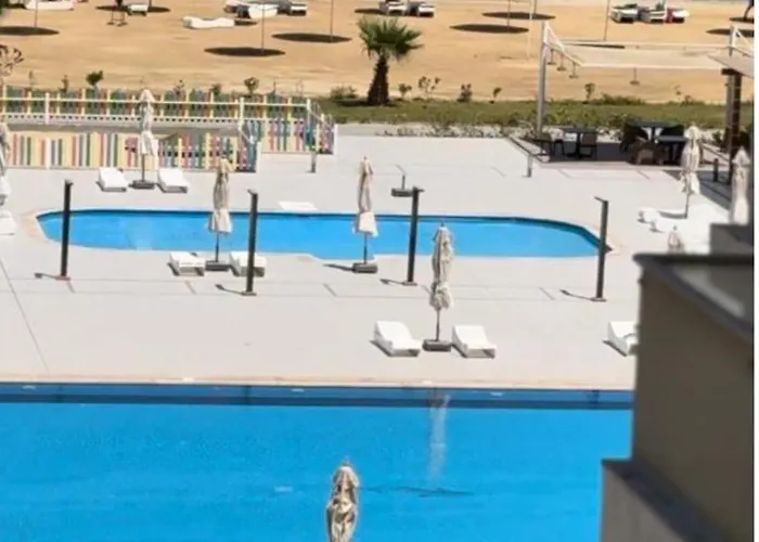 Scandic Resort-The Diamond Of Scandic Resort Apartment Sea Veiw & Sandy Beach Downstairs