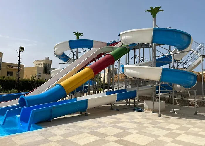 Fanadir Bay Resort & Aqua Escape