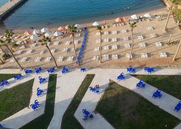 Vision Suites Elahyaa Aqua Park
