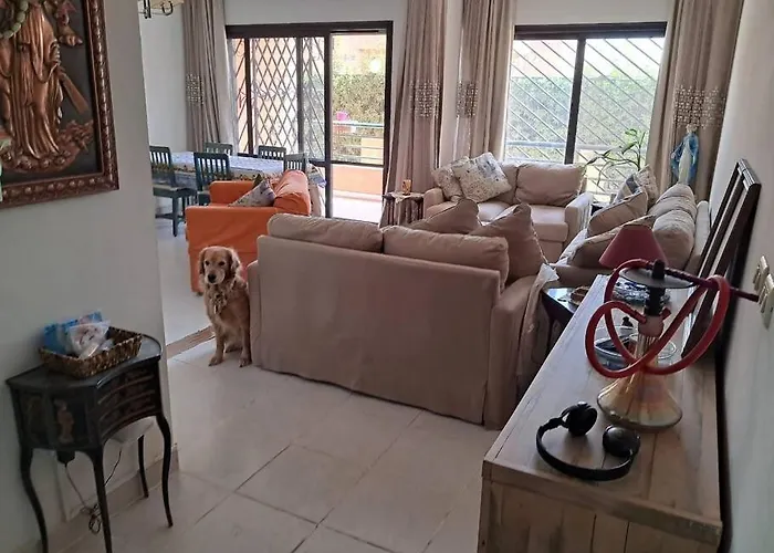 Family Fun -Spacious Apartment