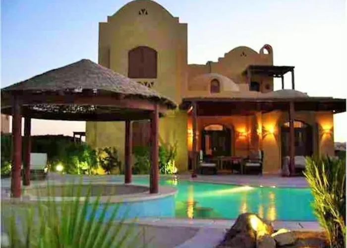 Private Villa With Heated Pool And Lagoon