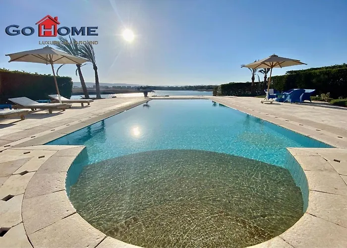 Stylish 4 Bedroom With A Private Pool V15 At White Villas