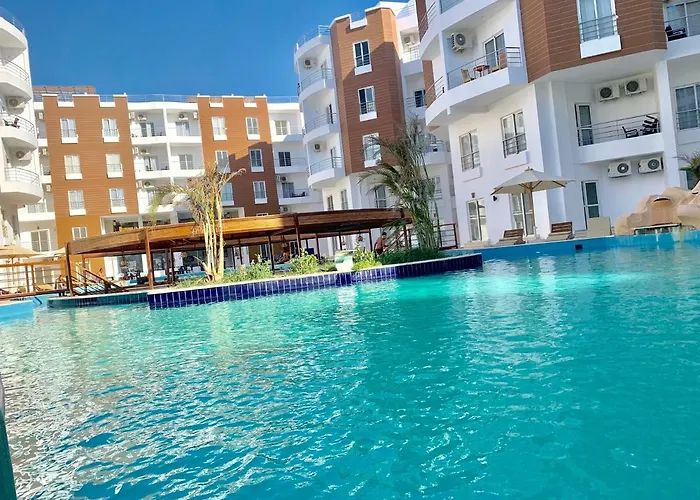 Aqua Palms Resort