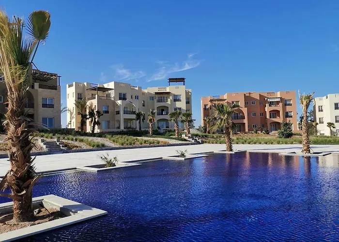 Fancy 2 Bedrooms Apartment with amazing Pool&Lagoon view