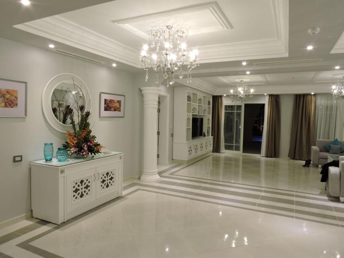 Grand Palace Hrg - Adults Only